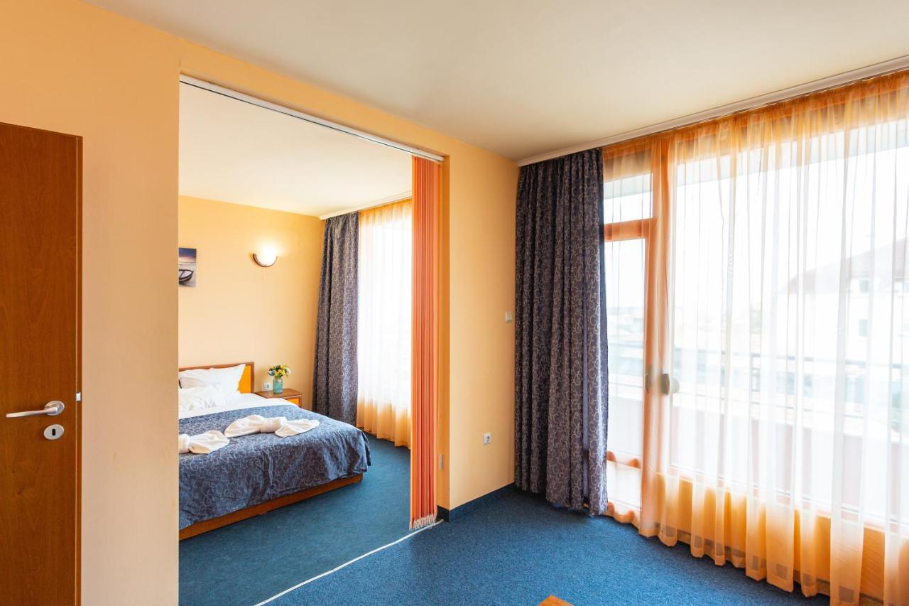 Family Hotel Jemelly Obsor Exterior foto